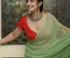 Book Young Female in Kovvur for Personal Meet